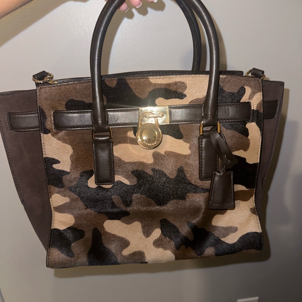 Michael Kors Camo Haircalf Hamilton Tote Leather . Great condition.